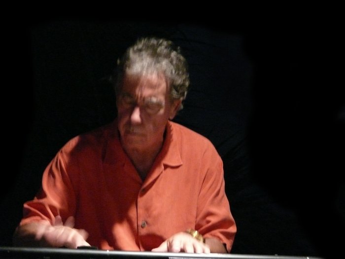Bob Fraioli on Keyboards